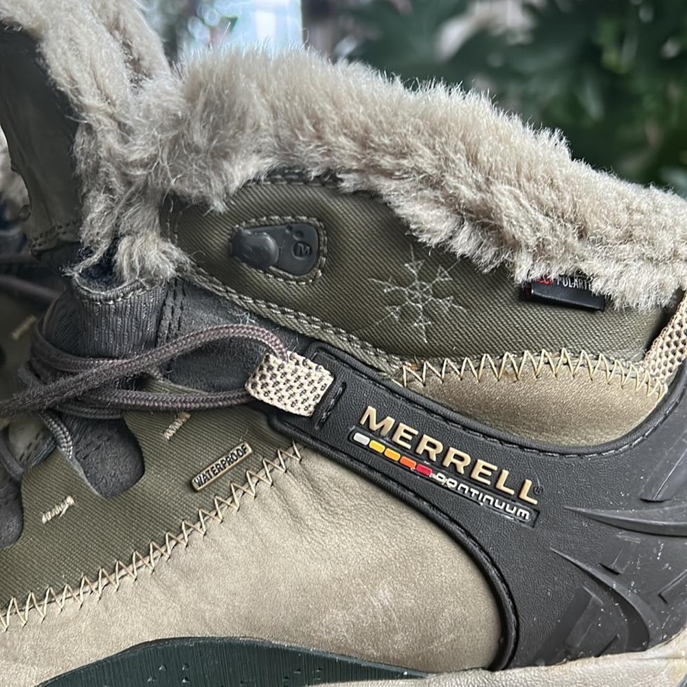 MERREL • WINTER BOOTS insulated for warmth and comfort - Picture 11 of 14
